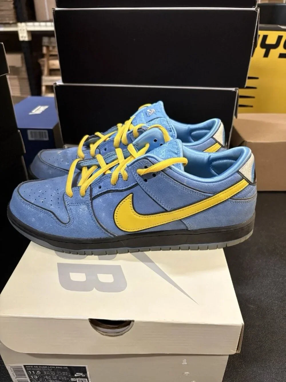 WORN Men’s Nike SB Nike Dunk Low Powerpuff Girls Bubbles FZ8320-400 Size 11.5